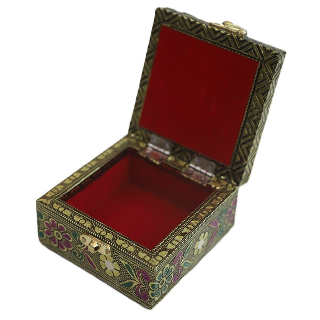 Kalamkari Decorative Jewel Box with peacock Design - Image 3