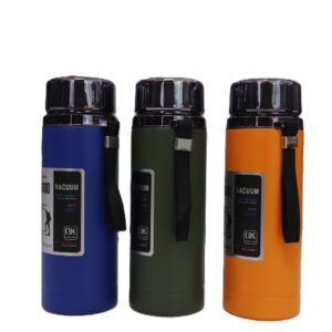 Stainless steel insulated water bottle with stainer