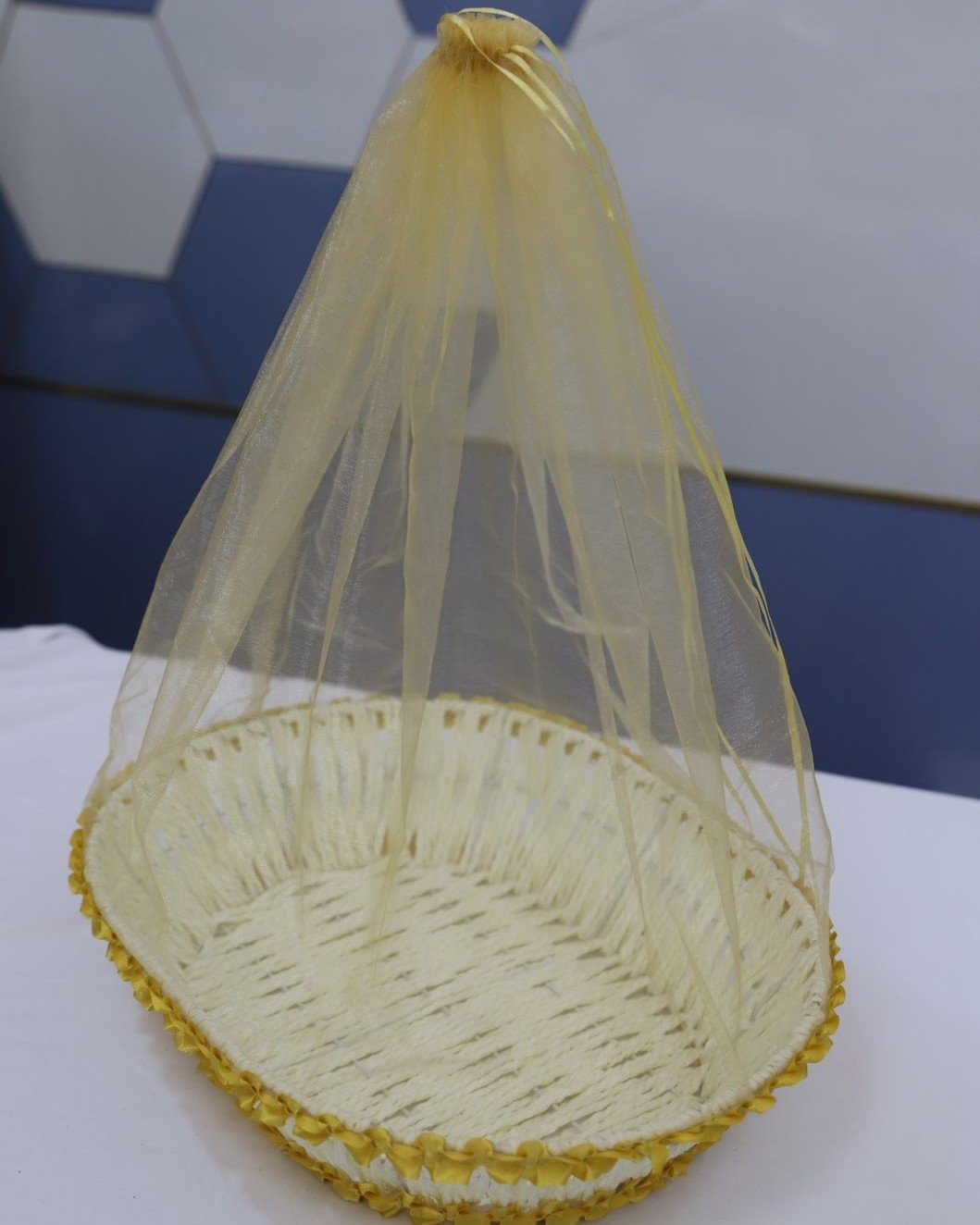 Oval Gift Hamper Basket XL - Image 2