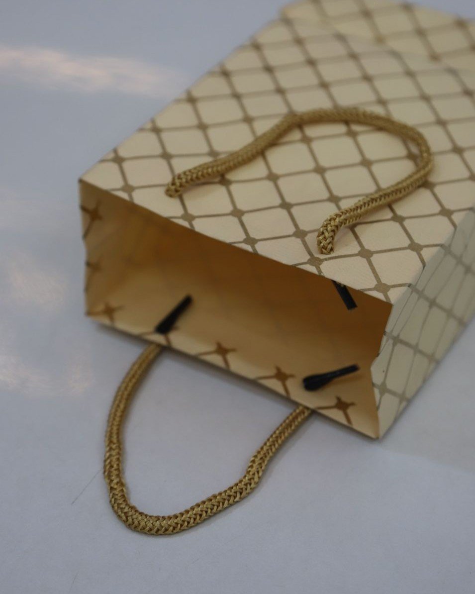 Golden color designed Paper Bag - Image 3