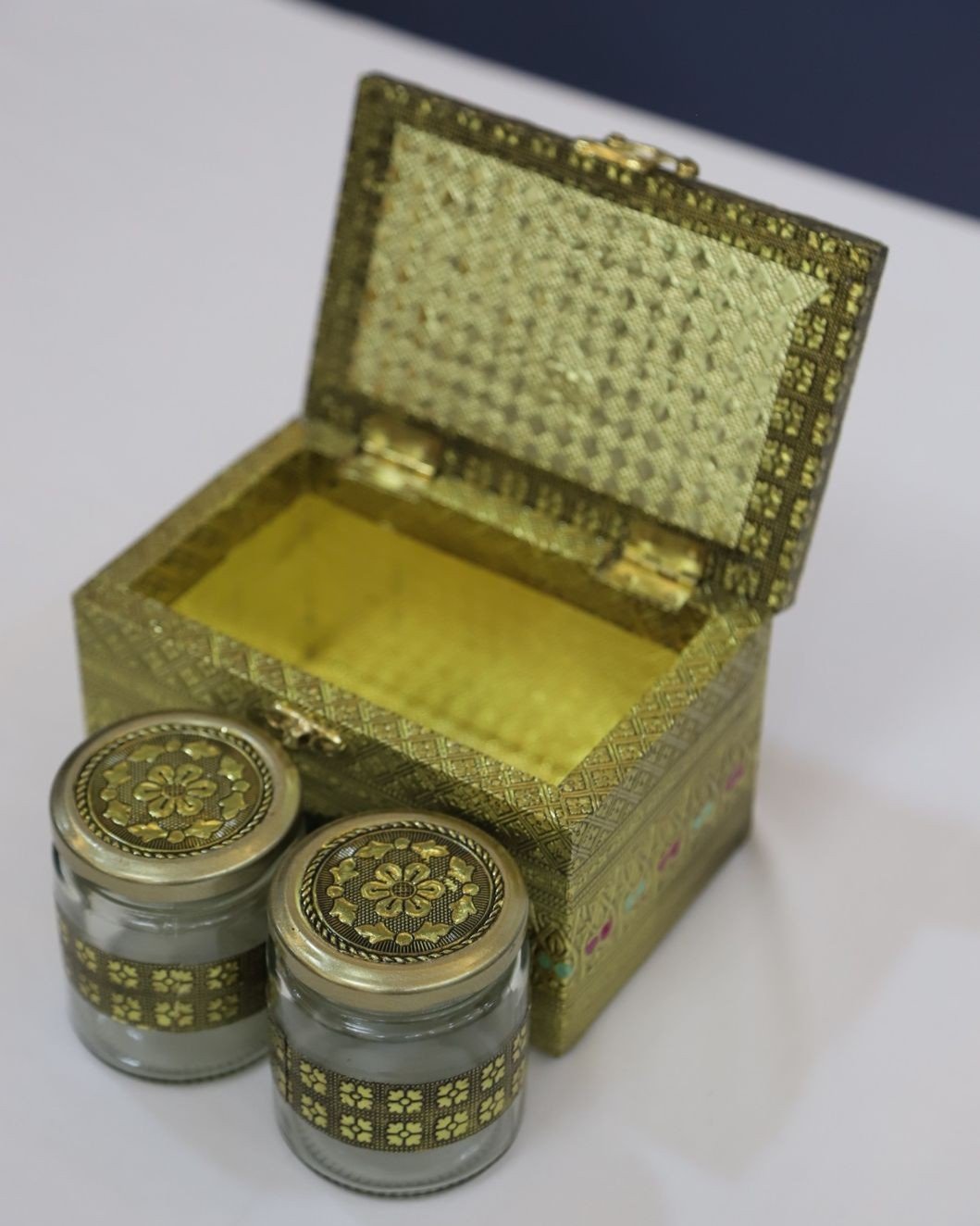 Meenakarai Designed Wooden Box with Dry Fruit Bottles - Image 2