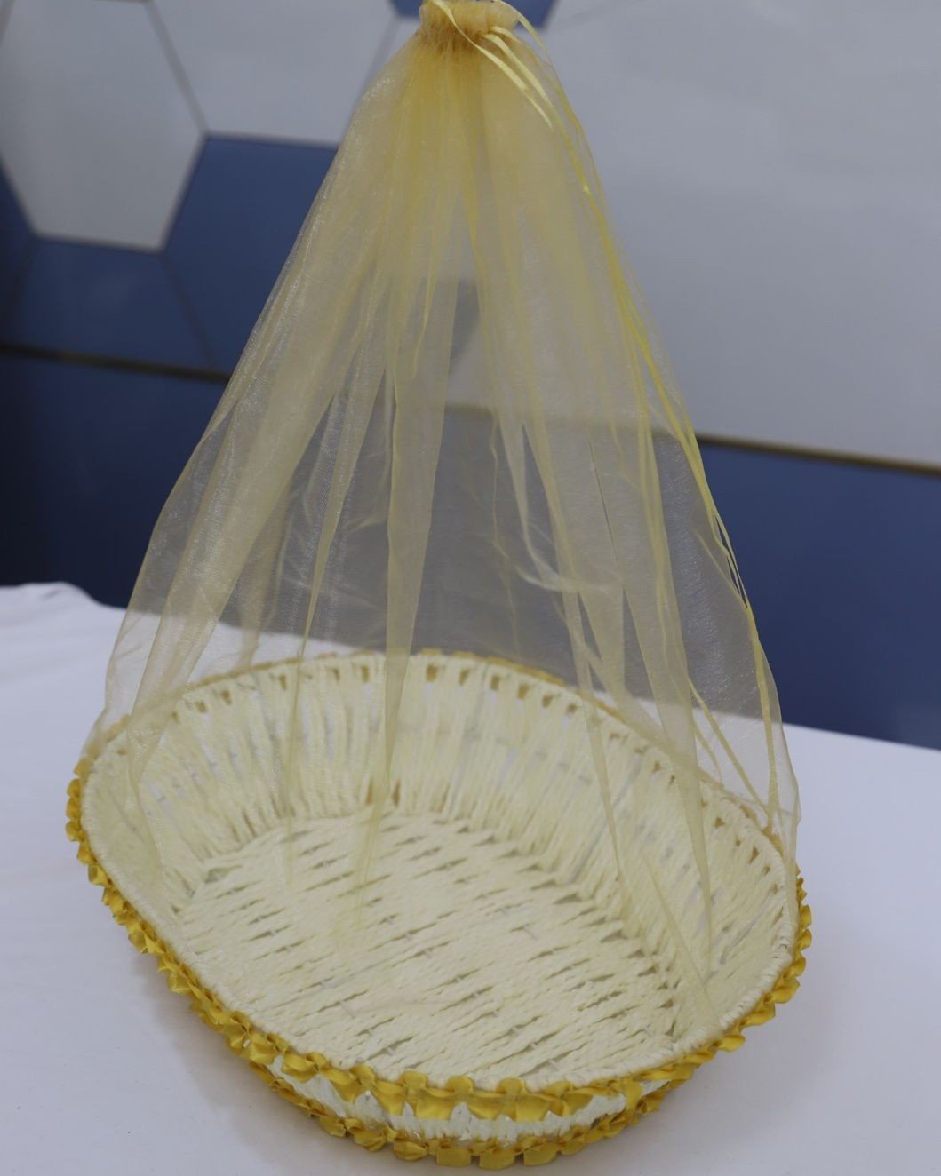 Large Oval Gift Hamper & Fruit Basket - Image 3