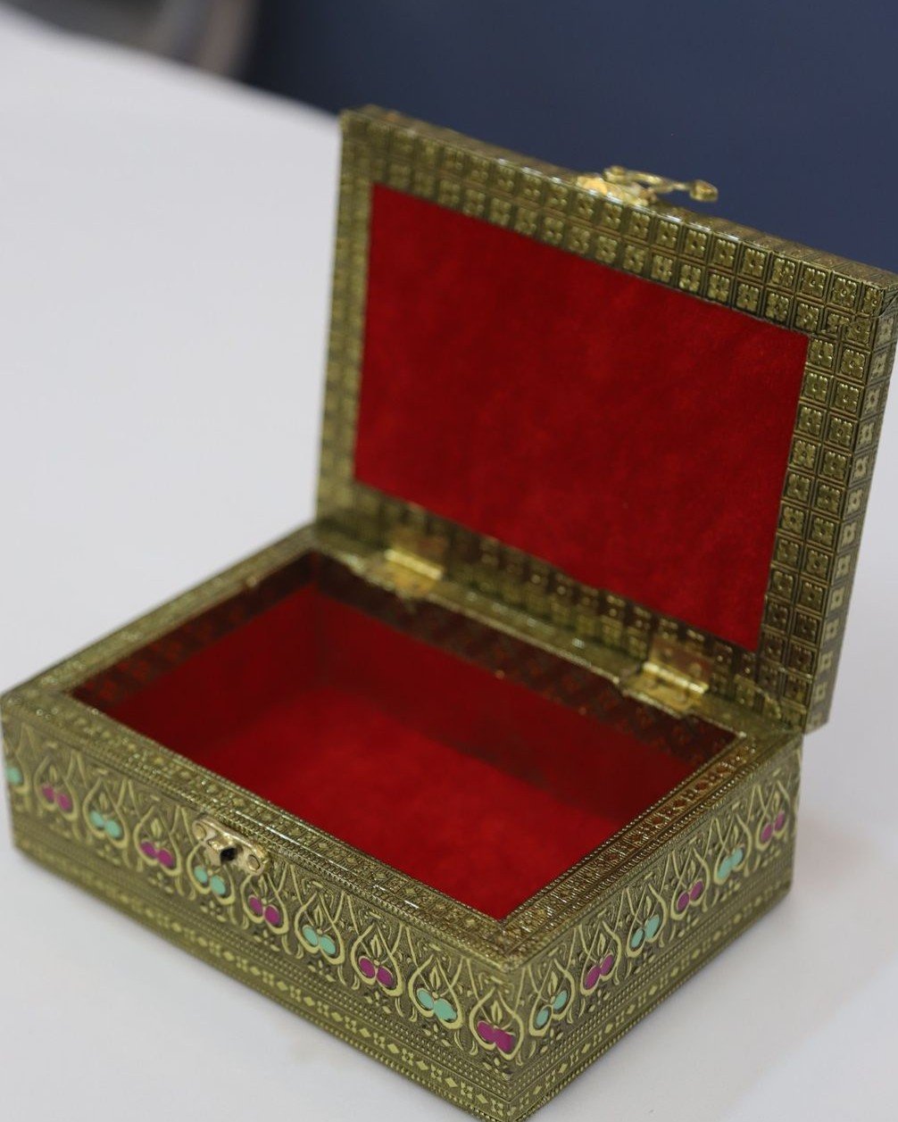 Extra Large kalamkari Peacock Designed Jewel Box - Image 3