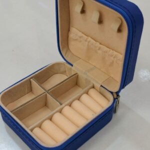 mini Velvet travel jewel box