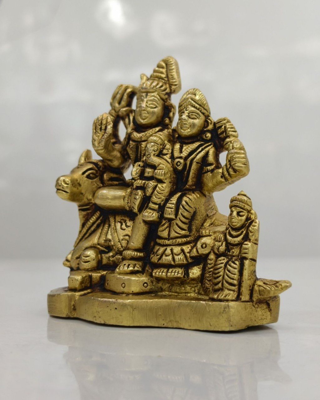 Brass Complete Shivan and Parvathi idol - Image 2