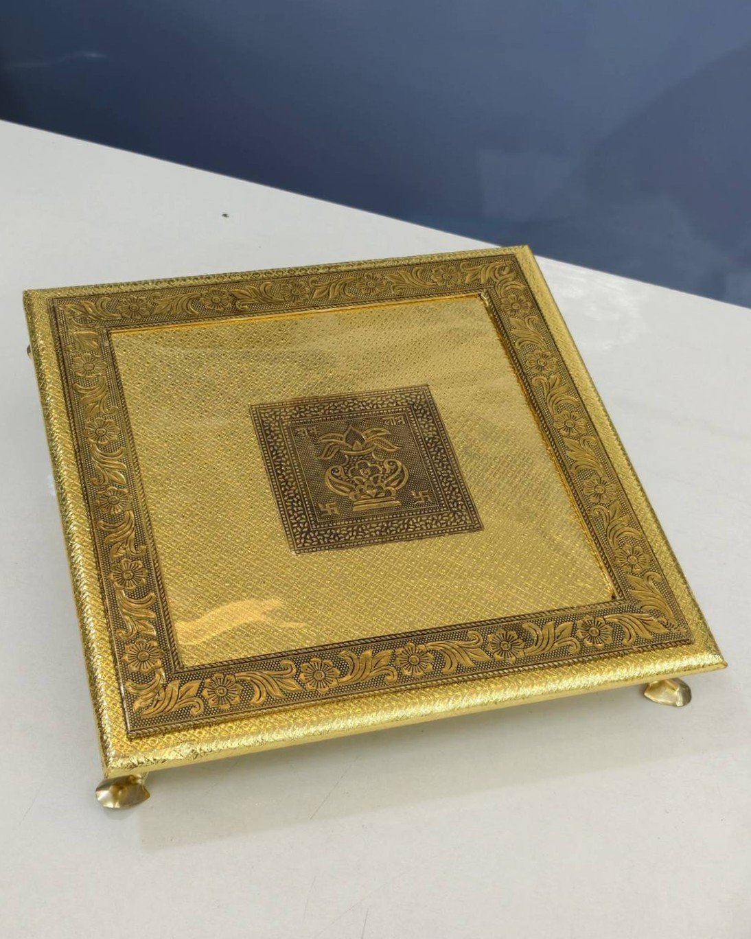 Jumbo Golden Finish Wooden Manai 12x12 - Image 2