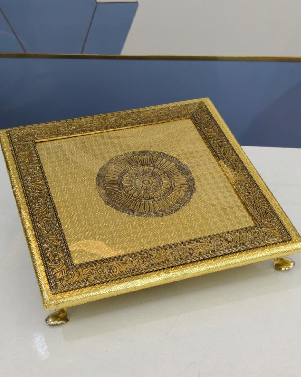 Jumbo Golden Finish Wooden Manai 12x12 - Image 4