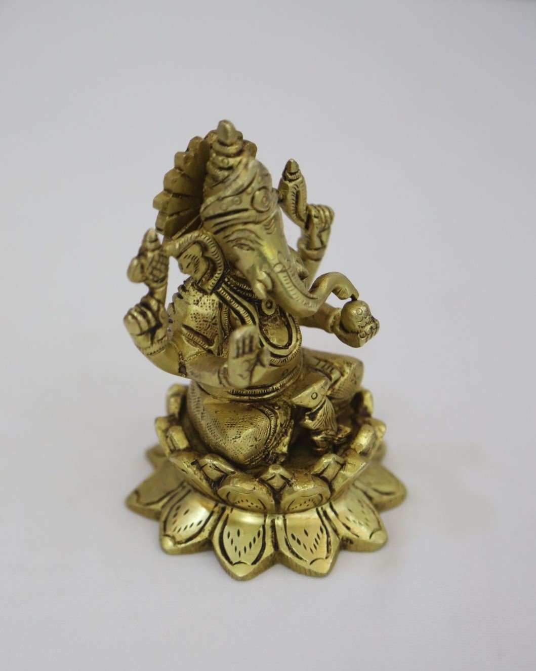 Brass Ganesha Idol with lotus Base - Image 2