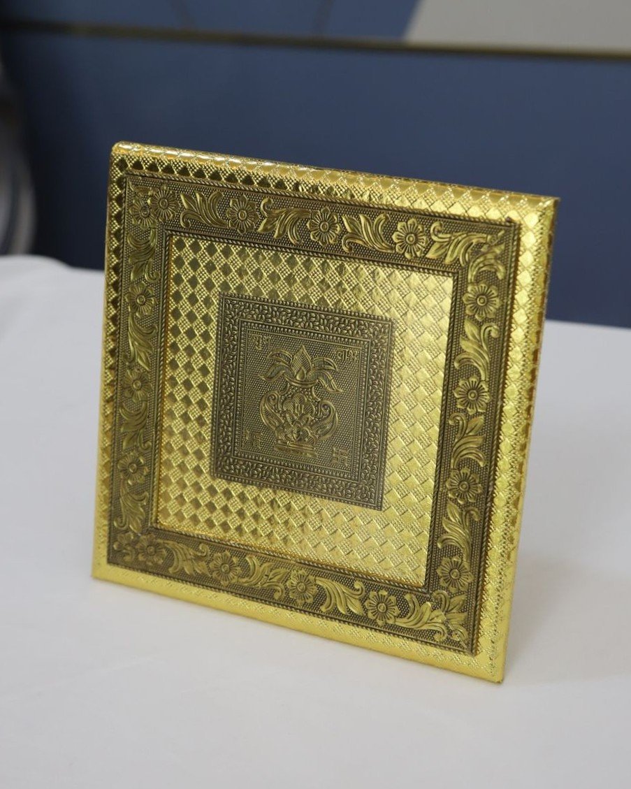 large wooden manai with golden finish