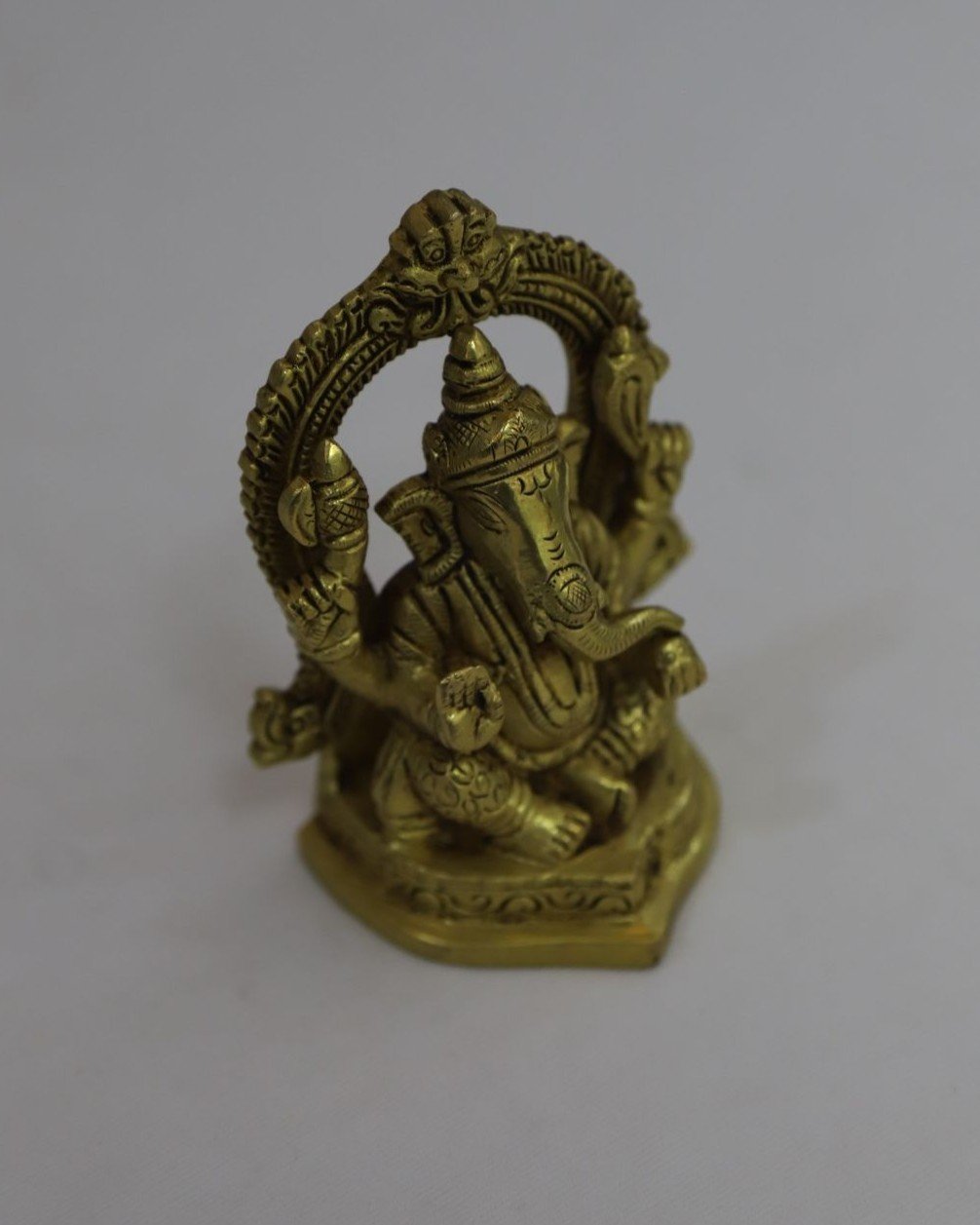 Brass Ganesha Idol with Arch 5" - Image 4