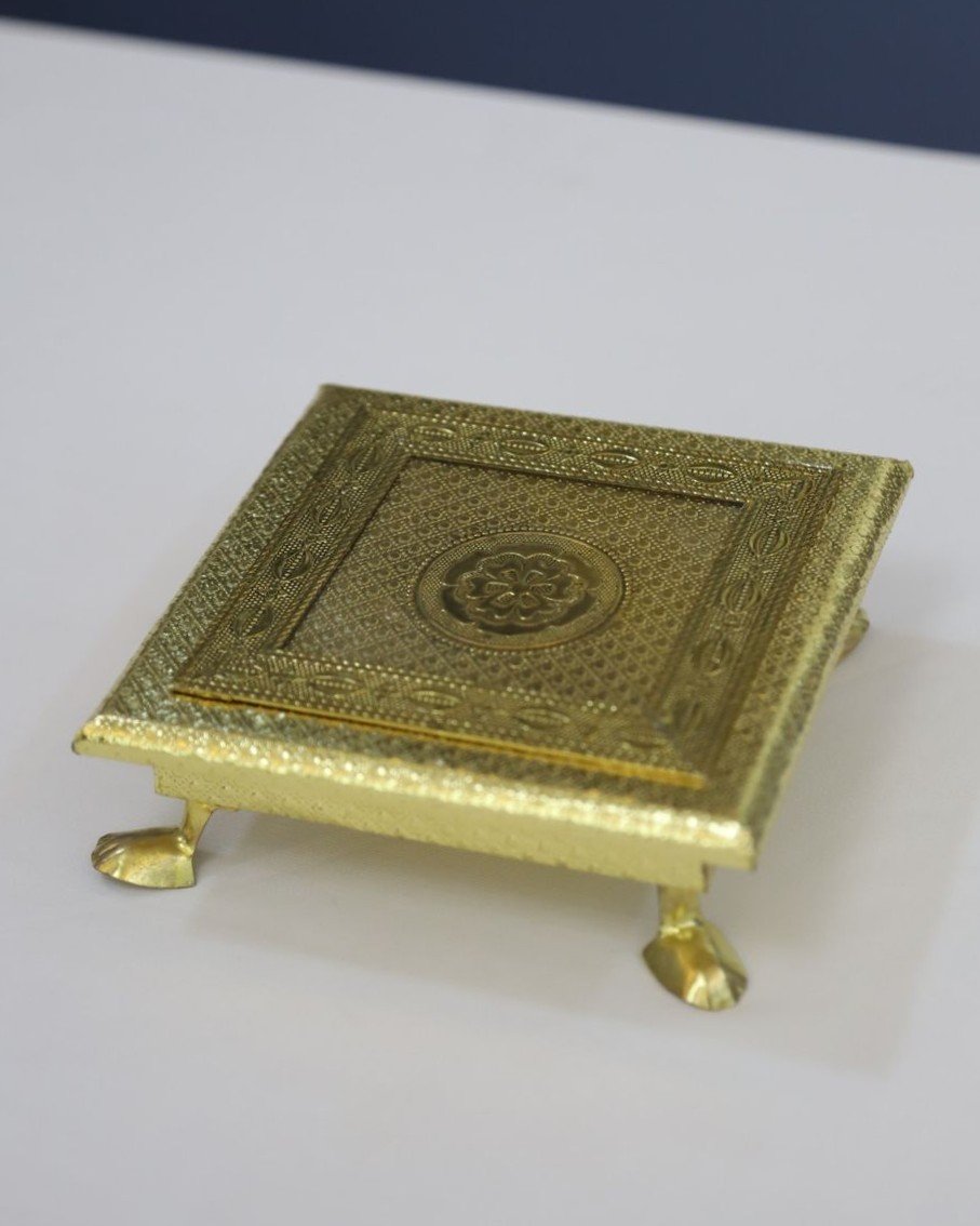 Golden Small Wooden Manai 6x6 - Image 3